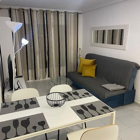 Spacious Apartment Torrevieja Kültér fotó