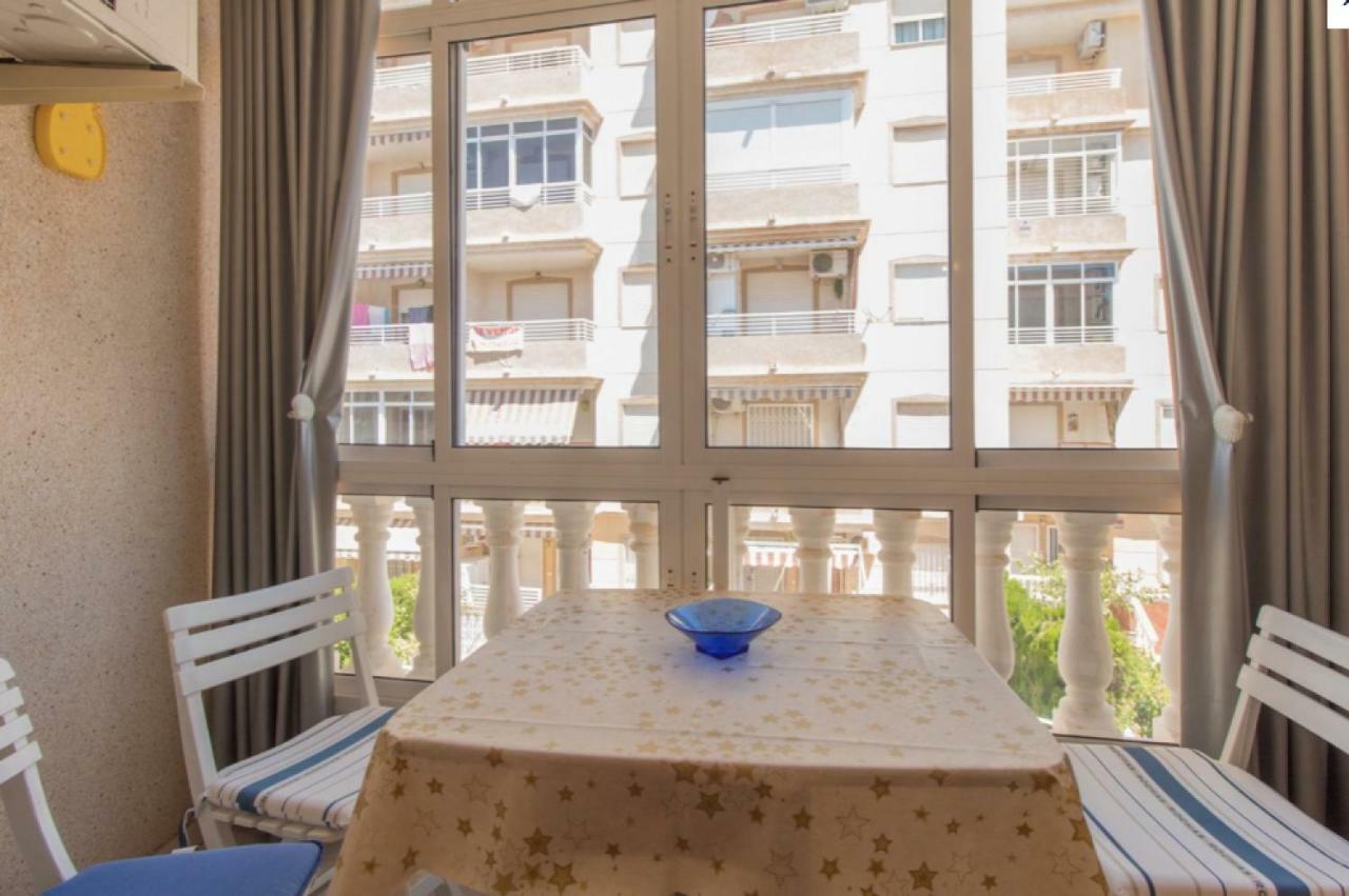 Spacious Apartment Torrevieja Kültér fotó